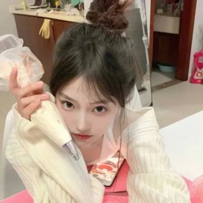 发明接吻的女孩
